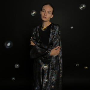 A Reversible Bubbles in Black